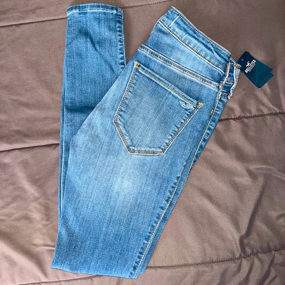 Hollister Mid-Rise Jean Legging